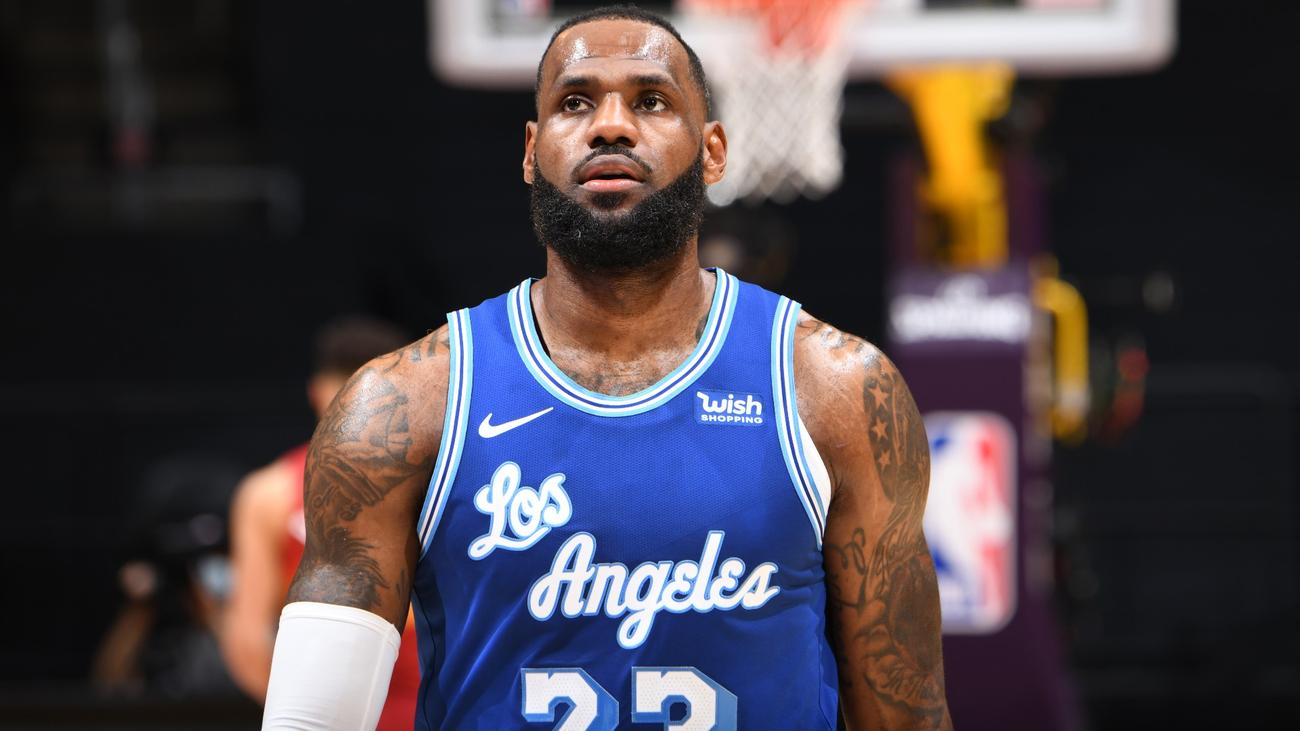 lebron james - los angeles lakers - nba games